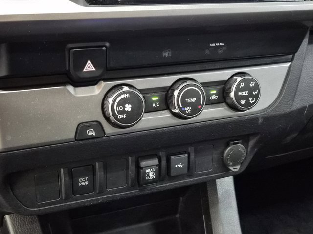 Used 2020 Toyota Tacoma SR5 image 29