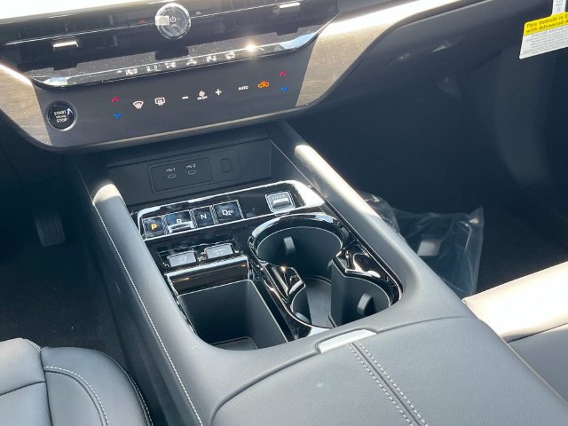 New 2025 Nissan Murano SL w/ Cargo Package AWD/4WD image 17