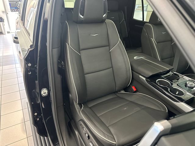 New 2026 Cadillac Escalade Sport w/ Touring Package AWD/4WD image 32