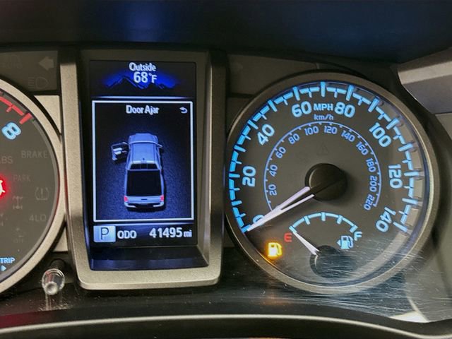 Used 2020 Toyota Tacoma TRD Sport RWD image 12