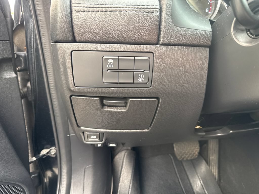 Used 2017 MAZDA MAZDA6 Touring FWD image 7