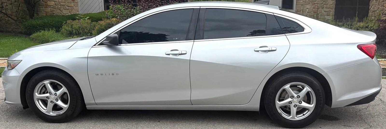 Used 2017 Chevrolet Malibu LS FWD image 7