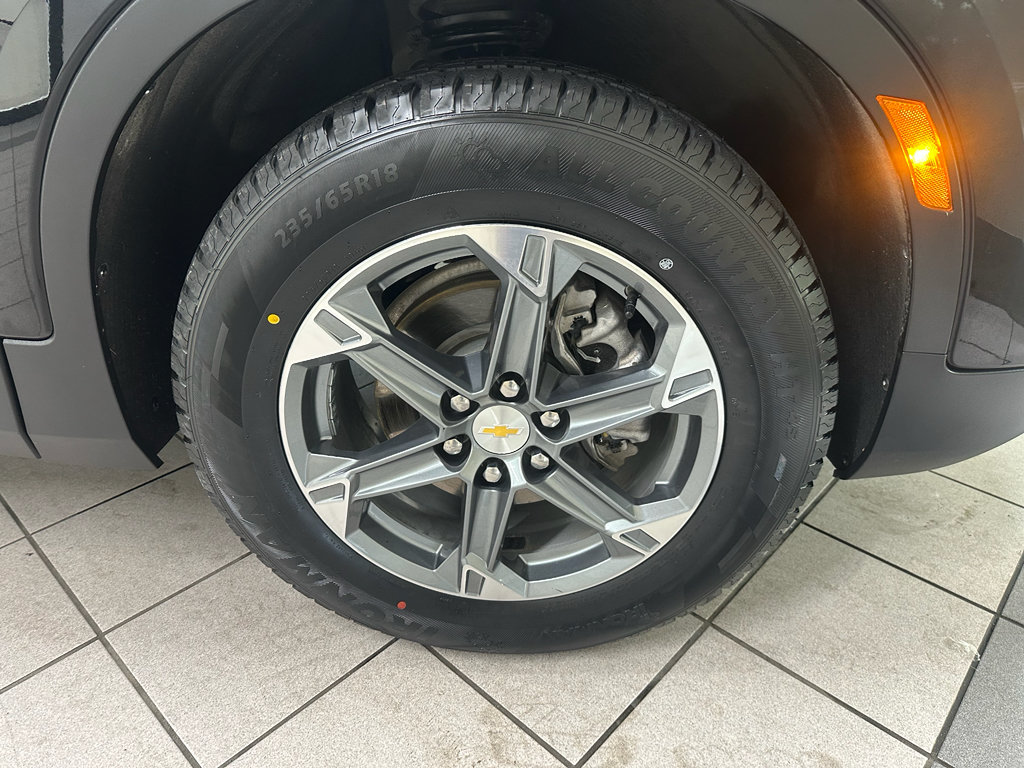Certified 2025 Chevrolet Blazer LT AWD/4WD image 13