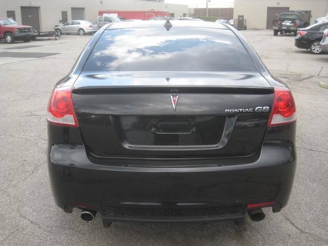 Used 2008 Pontiac G8 w/ Premium Package RWD image 6