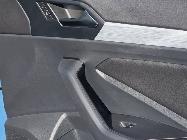 Used 2025 Volkswagen Jetta S image 34