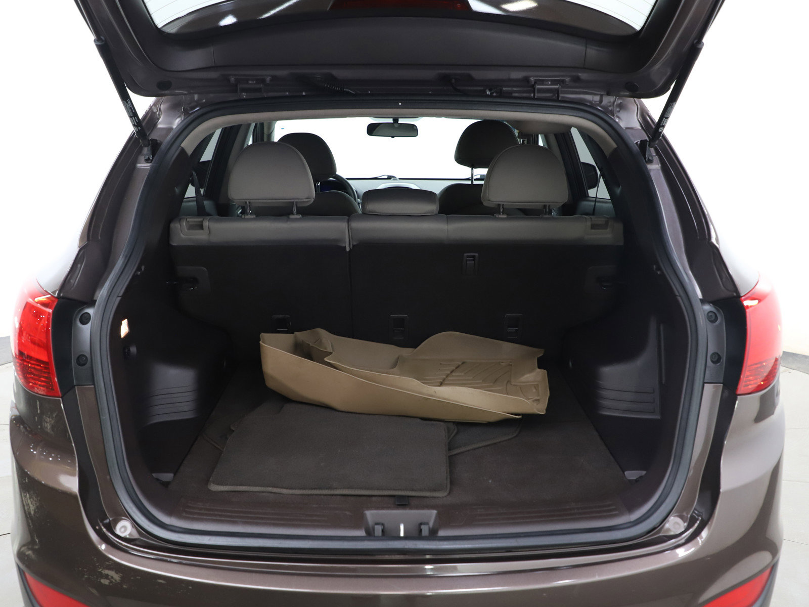 Used 2014 Hyundai Tucson GLS image 16