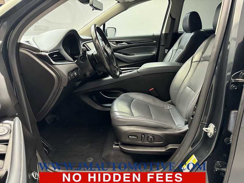 Used 2018 Buick Enclave Premium image 12