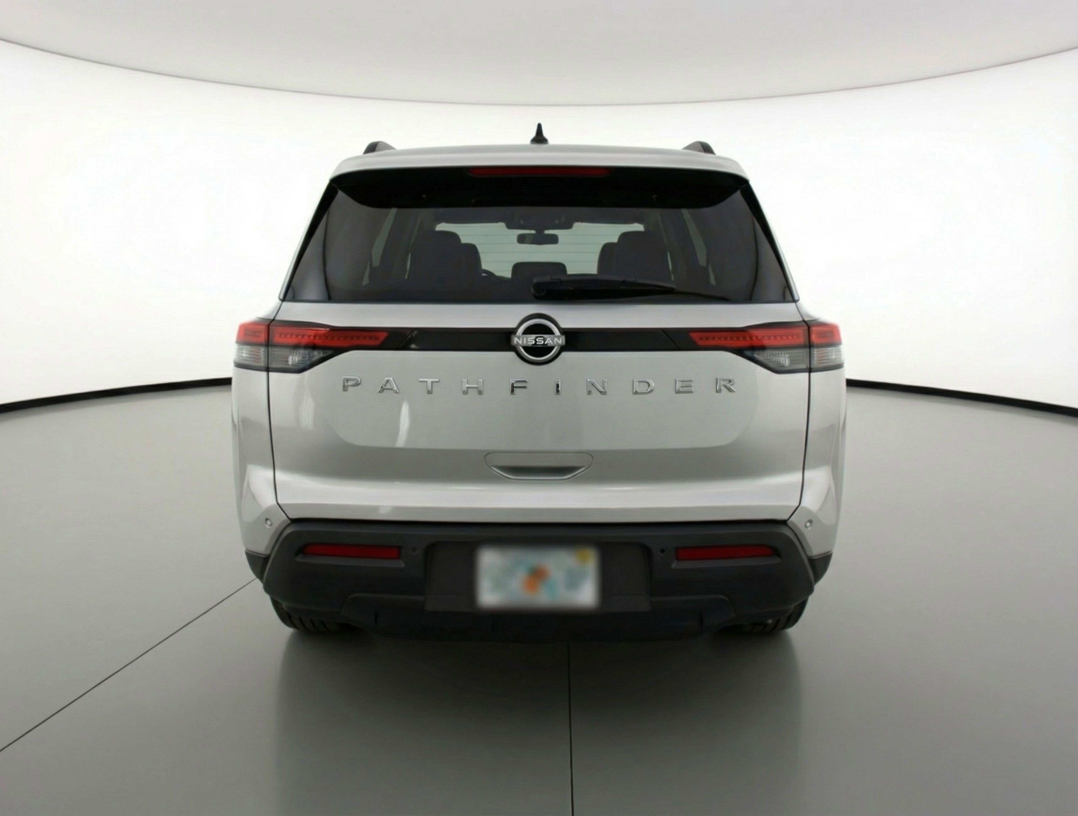 Used 2025 Nissan Pathfinder SV image 7