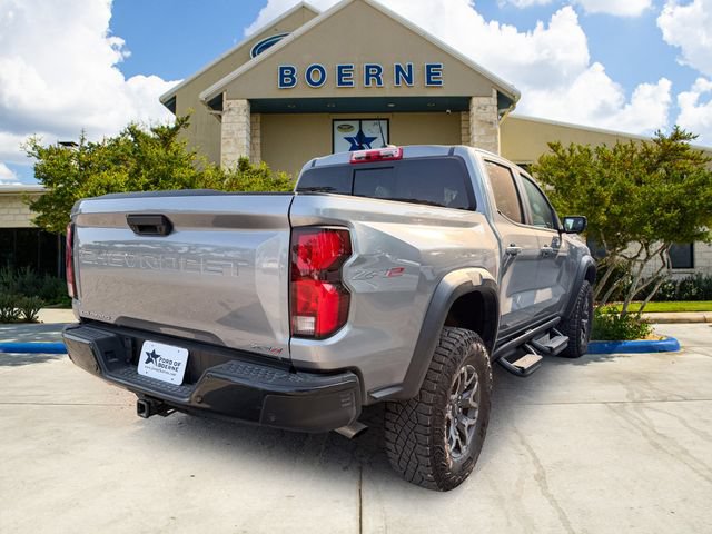 Used 2026 Chevrolet Colorado ZR2 w/ Technology Package AWD/4WD image 6