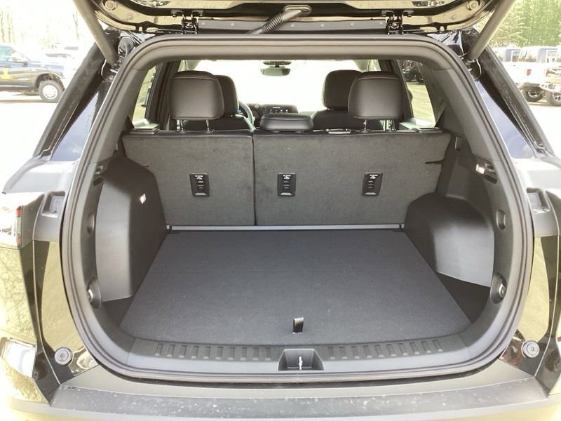 New 2026 Chevrolet Equinox LT w/ Convenience Package II image 15