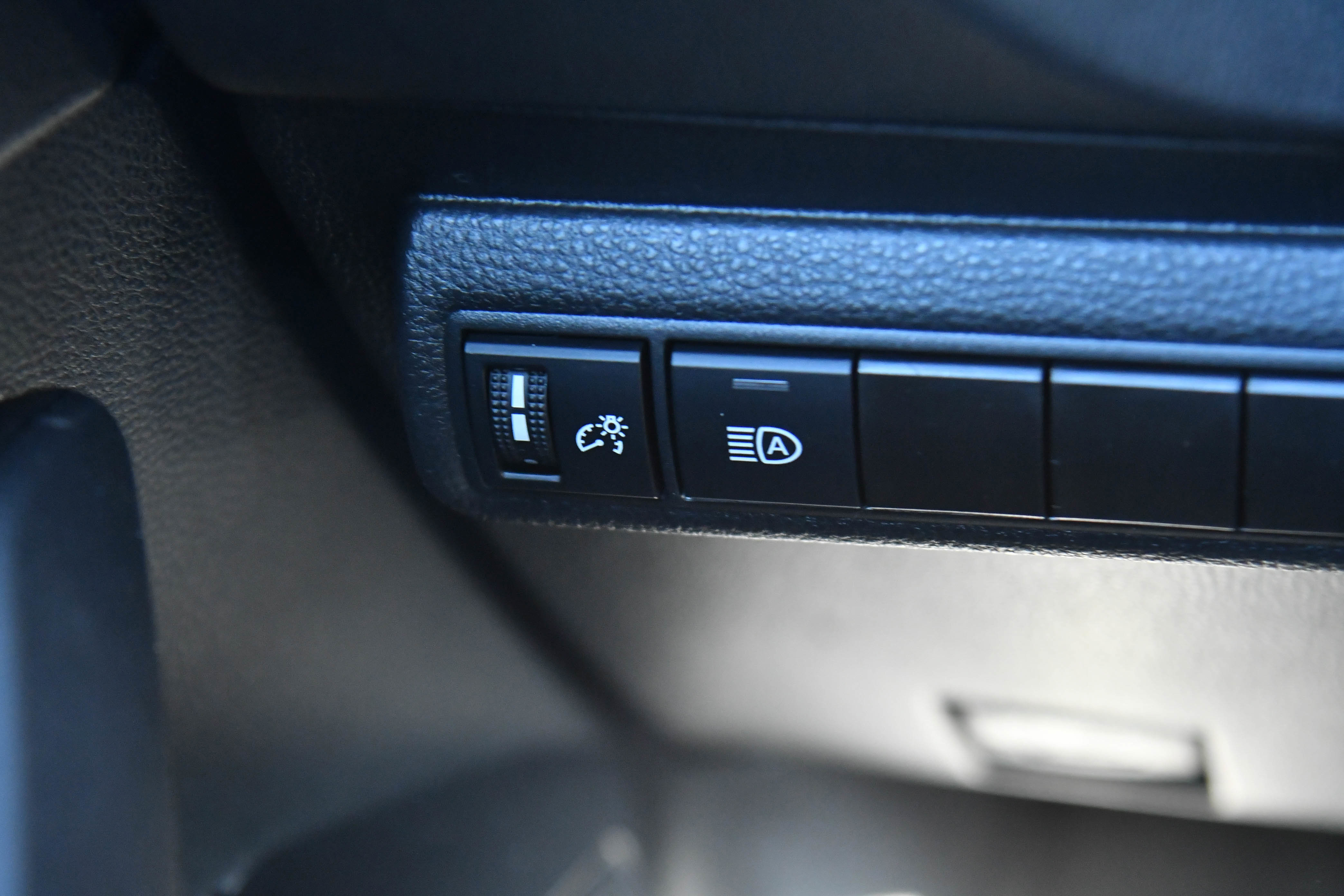 Used 2024 Toyota Corolla LE image 30