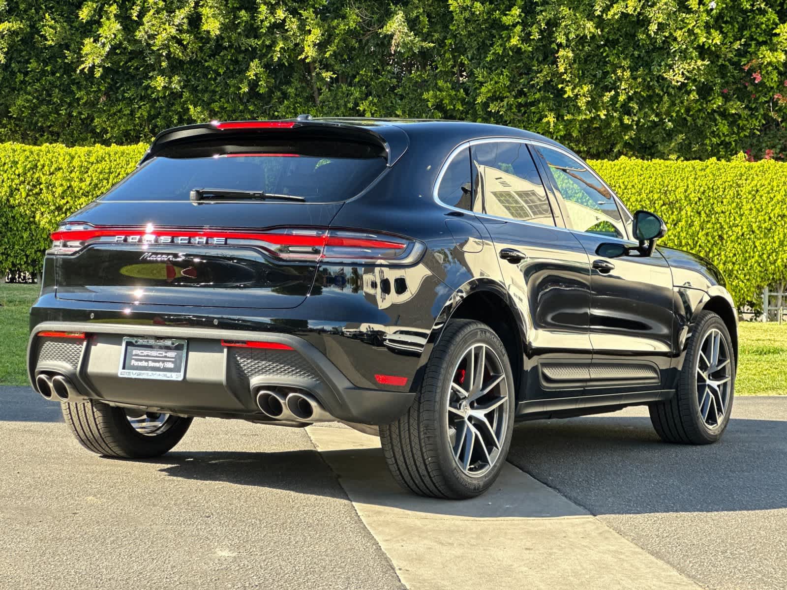New 2026 Porsche Macan S AWD/4WD image 8