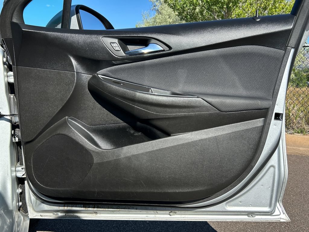 Used 2018 Chevrolet Cruze LS FWD image 24
