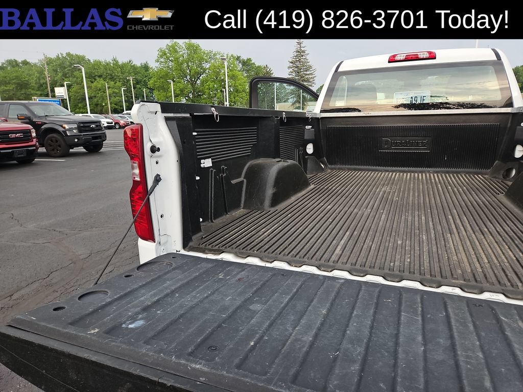 Certified 2025 Chevrolet Silverado 1500 W/T RWD image 25