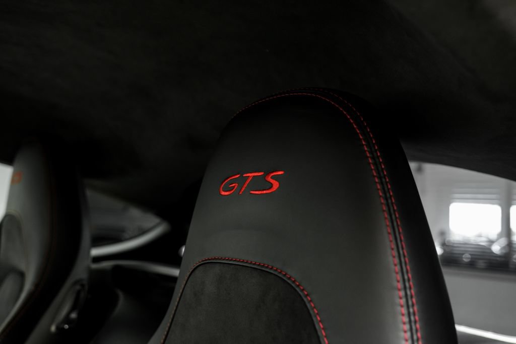 Used 2019 Porsche 718 Cayman GTS RWD image 36