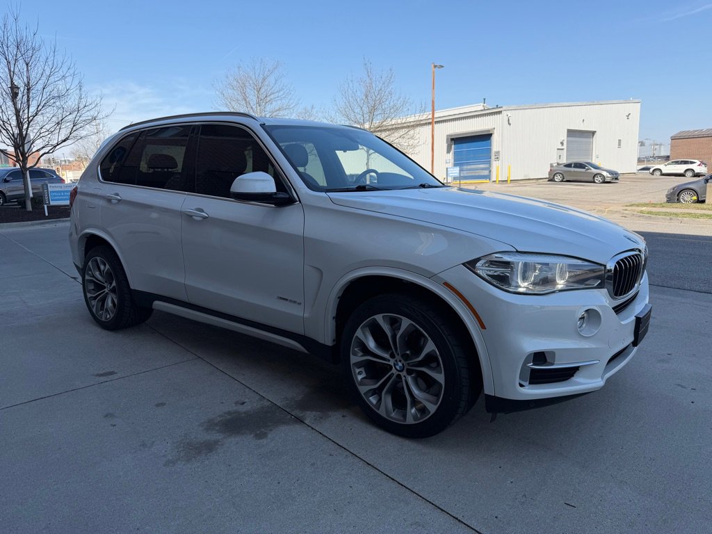 Used 2017 BMW X5 xDrive35d image 1