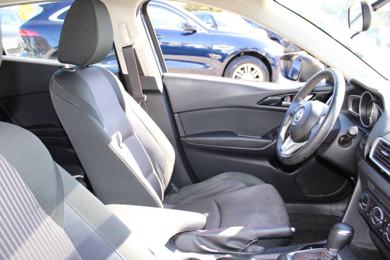 Used 2014 MAZDA MAZDA3 i Touring w/ Moonroof Package 1 FWD image 11