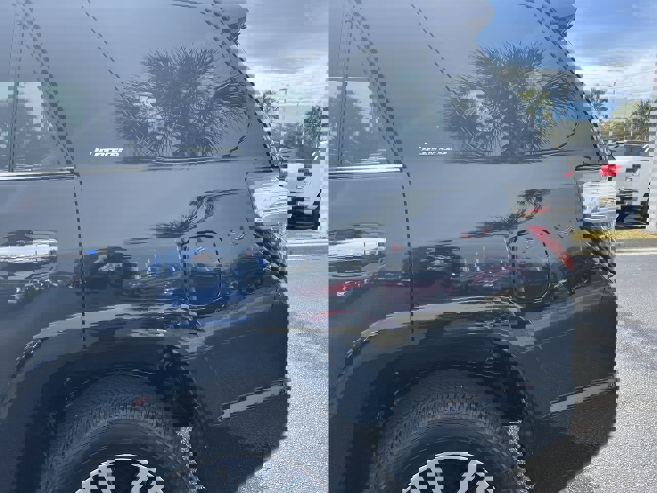 Used 2023 Toyota 4Runner Limited image 8