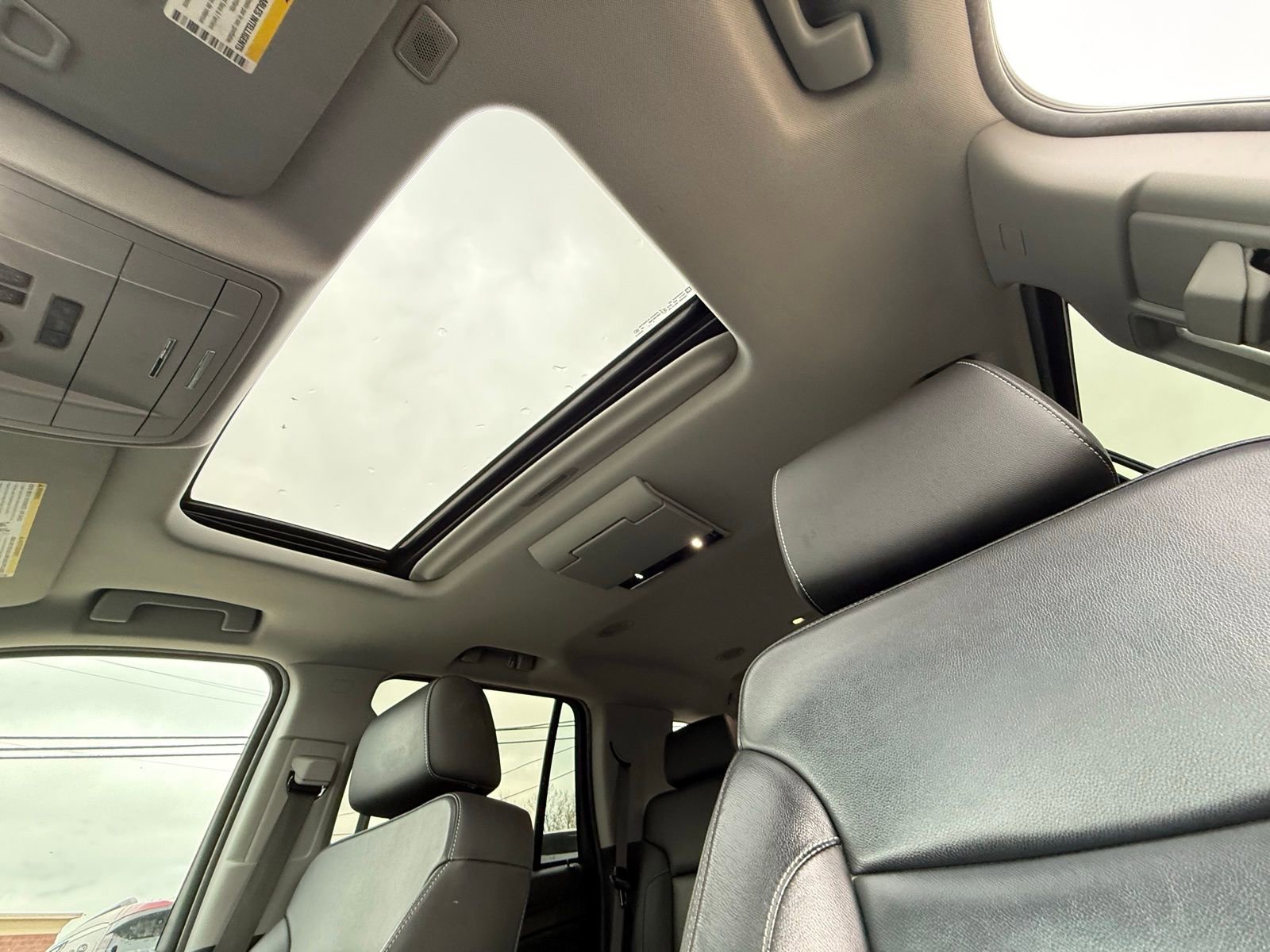 Used 2018 Chevrolet Tahoe LT image 16