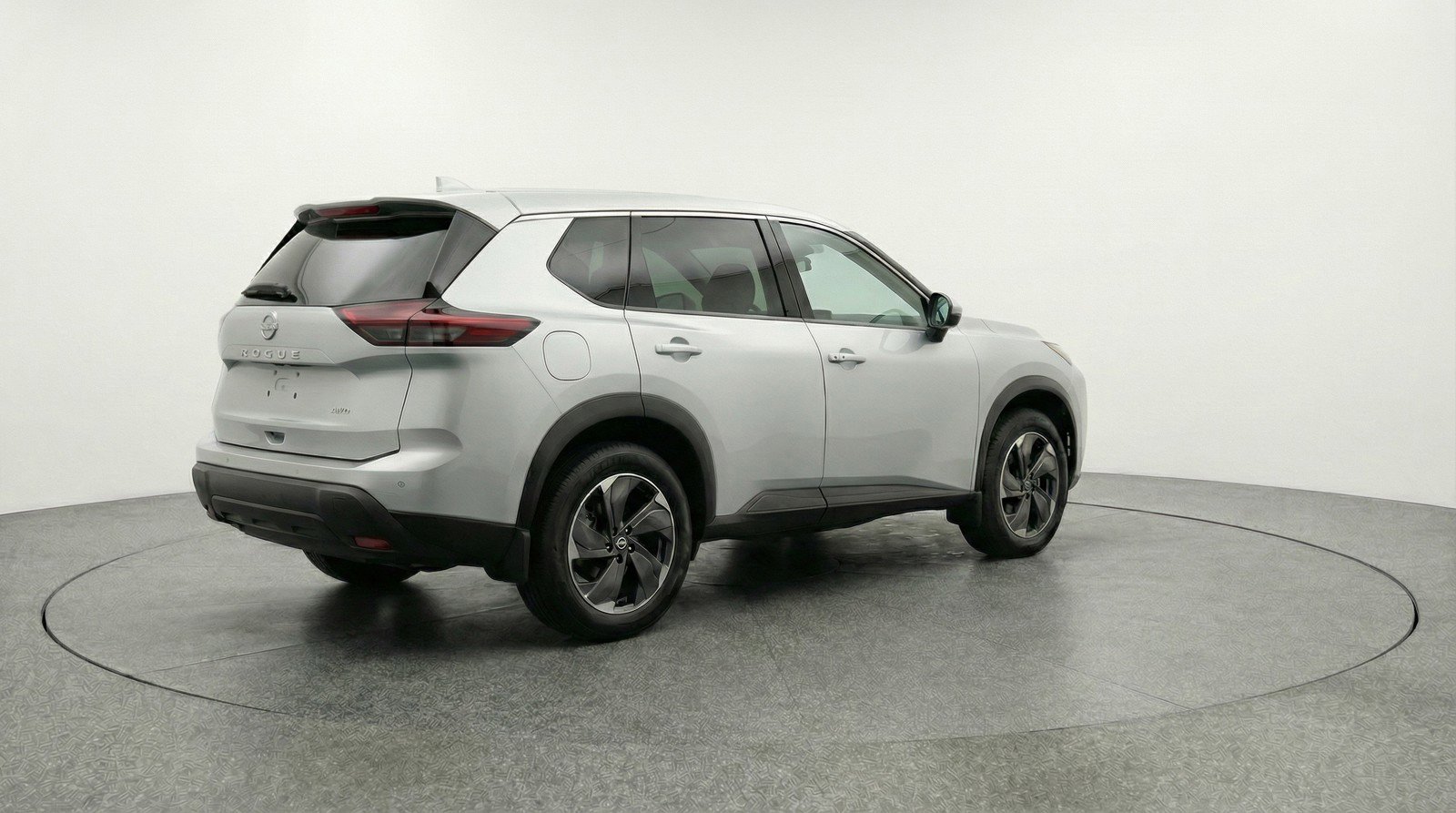 Used 2025 Nissan Rogue SV AWD/4WD image 7