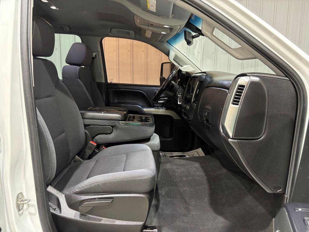 Used 2019 Chevrolet Silverado 2500 LT w/ Texas Edition AWD/4WD image 12