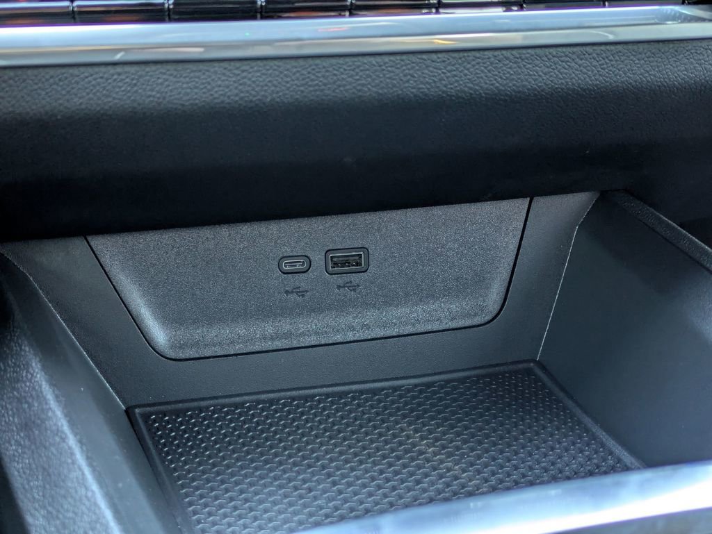 New 2026 Chevrolet Equinox LT w/ Convenience Package II image 26