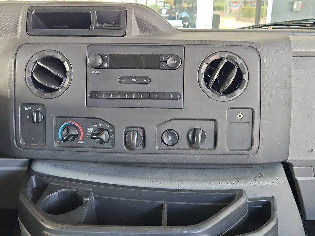Used 2014 Ford E-250 and Econoline 250 w/ Power Group RWD image 15