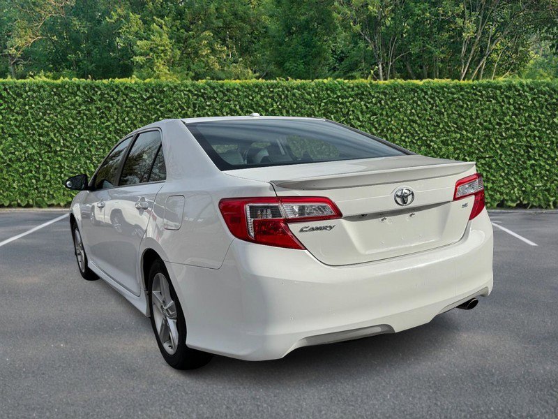 Used 2013 Toyota Camry SE image 4