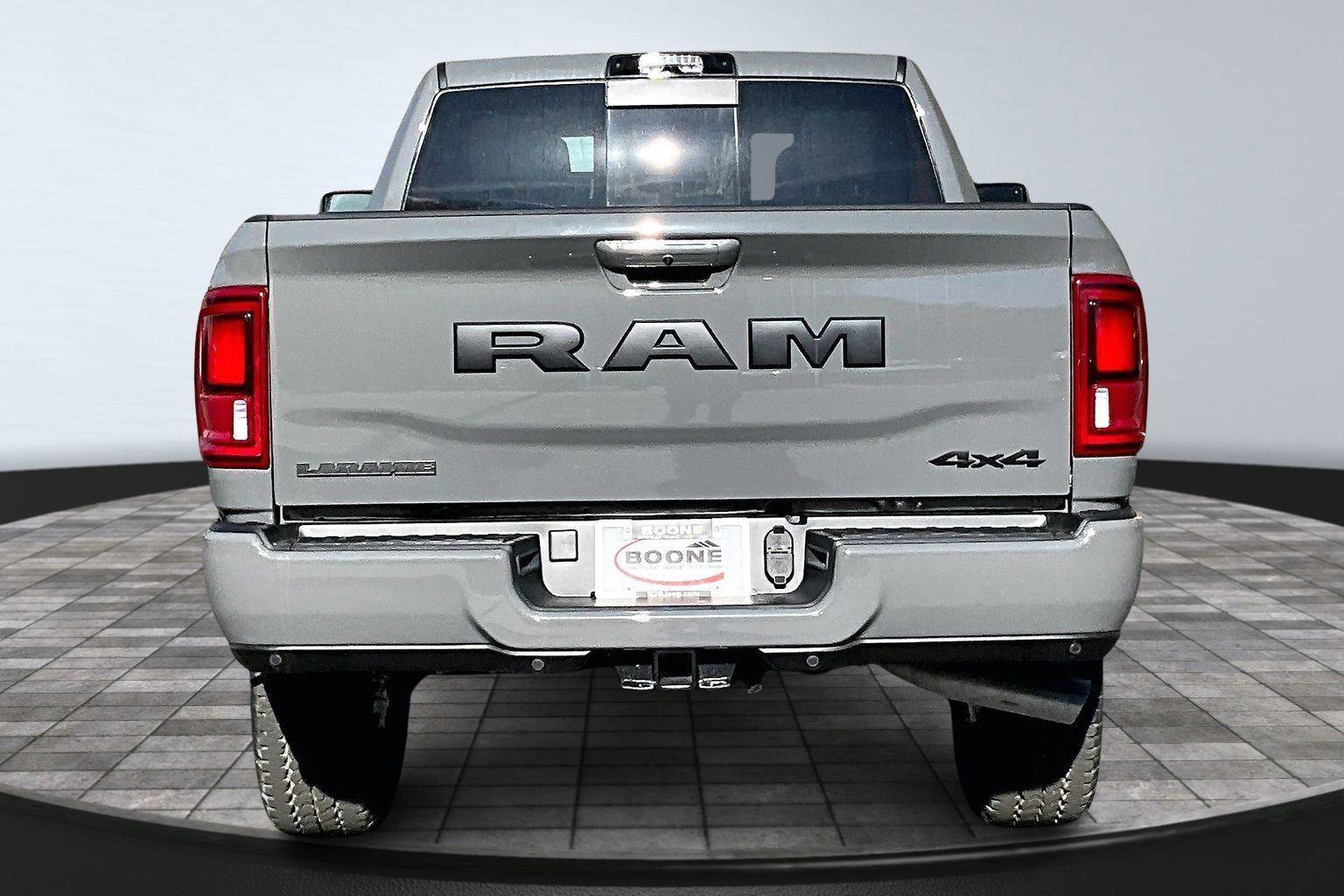 New 2026 RAM 2500 Laramie AWD/4WD image 4