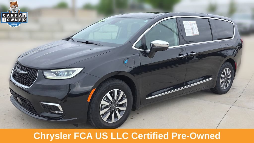 Used 2022 Chrysler Pacifica Limited