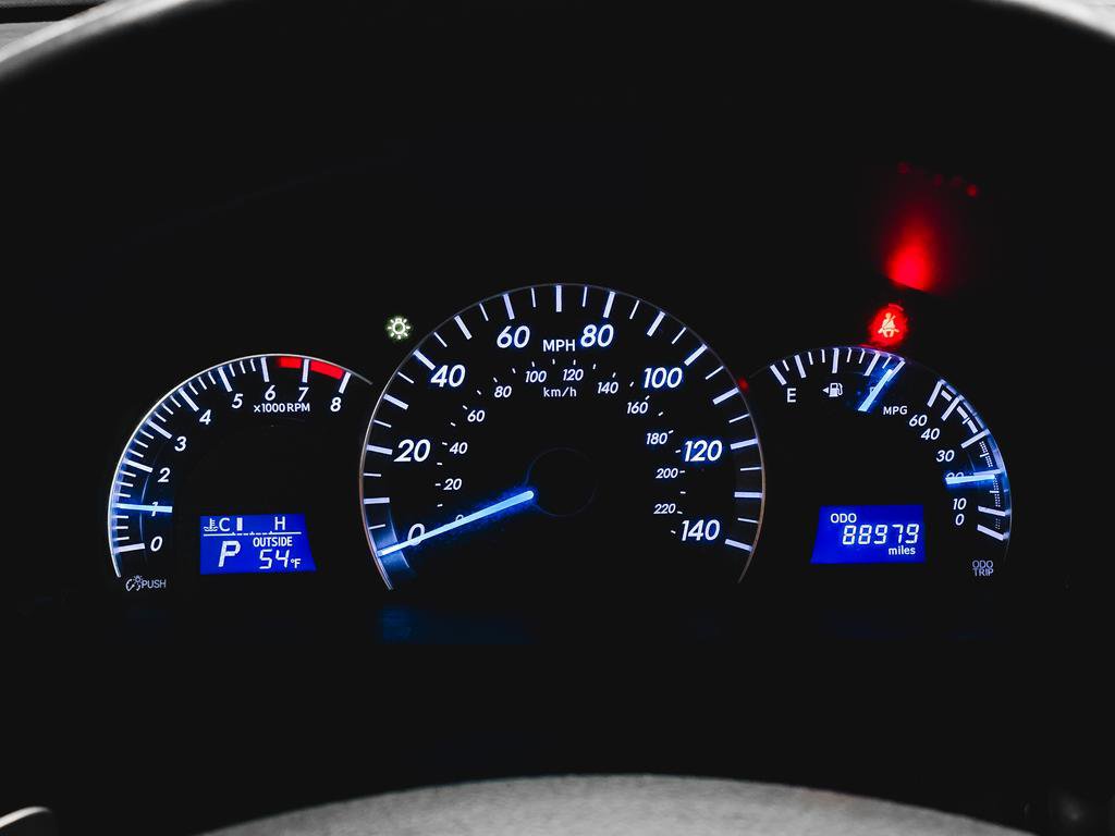 Used 2014 Toyota Camry SE FWD image 24