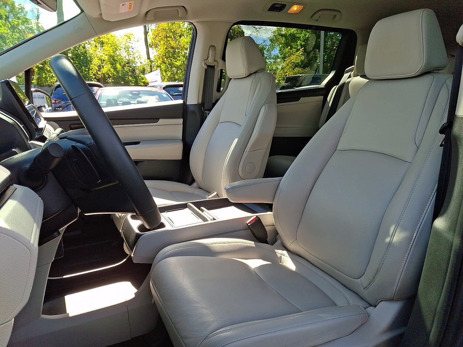 Certified 2026 Honda Odyssey EX-L image 12