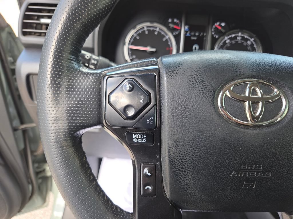 Used 2023 Toyota 4Runner TRD Off-Road Premium w/ Moonroof Package AWD/4WD image 30
