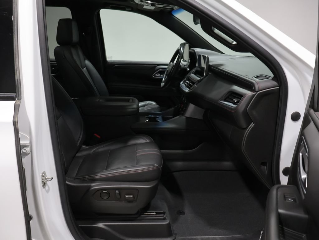 Used 2021 Chevrolet Suburban RST AWD/4WD image 26