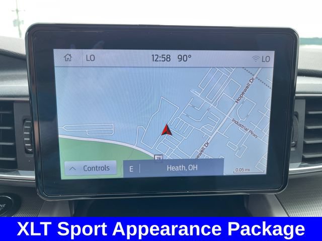 Used 2024 Ford Explorer XLT w/ Equipment Group 202A AWD/4WD image 19