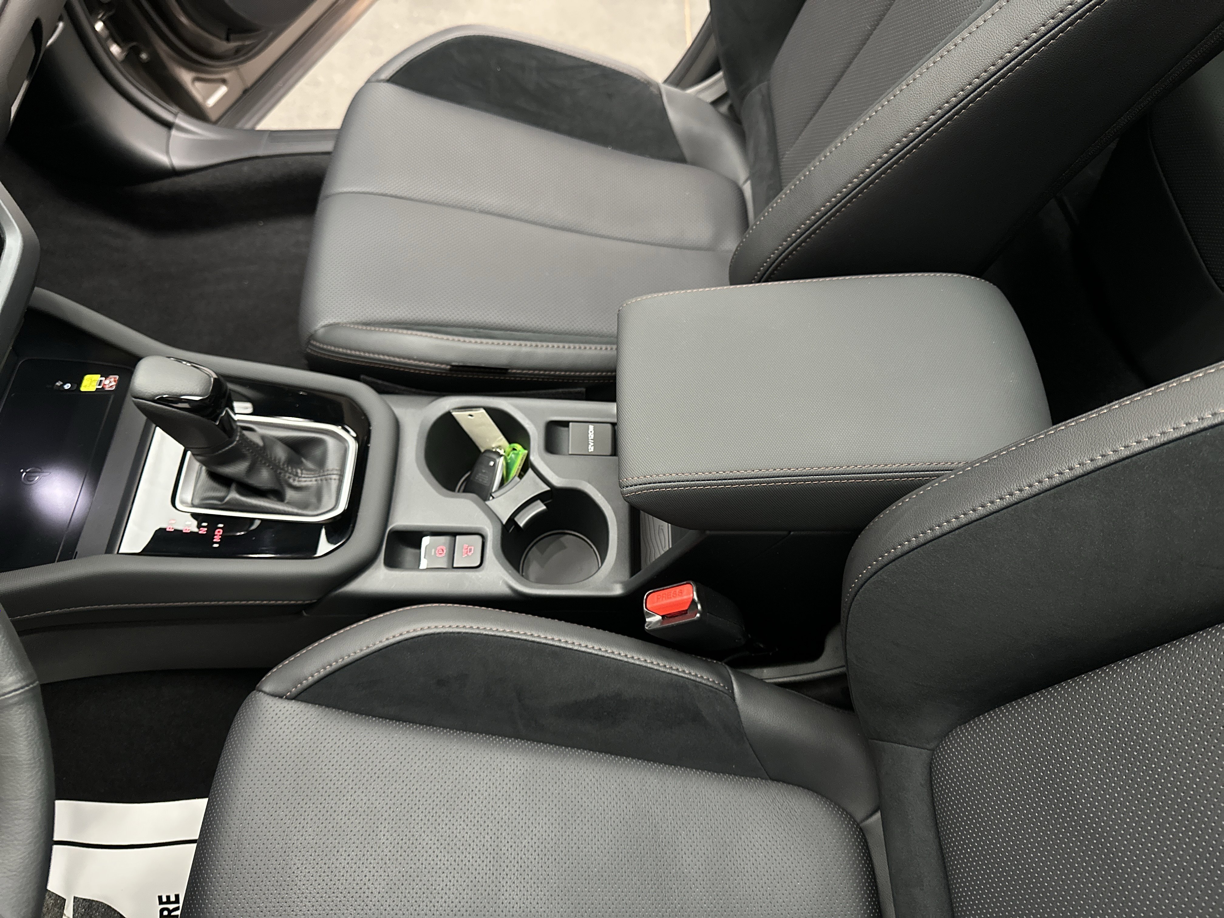 Used 2025 Subaru Forester Touring image 42