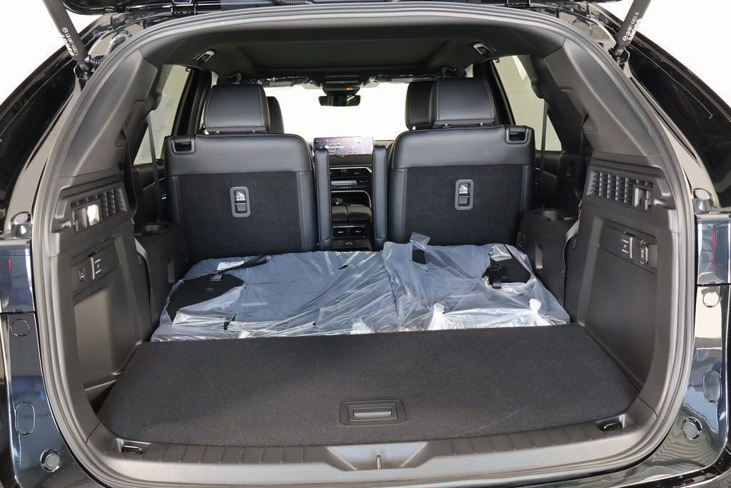 New 2026 MAZDA CX-90 Plug-In Hybrid w/ Premium Plus image 8