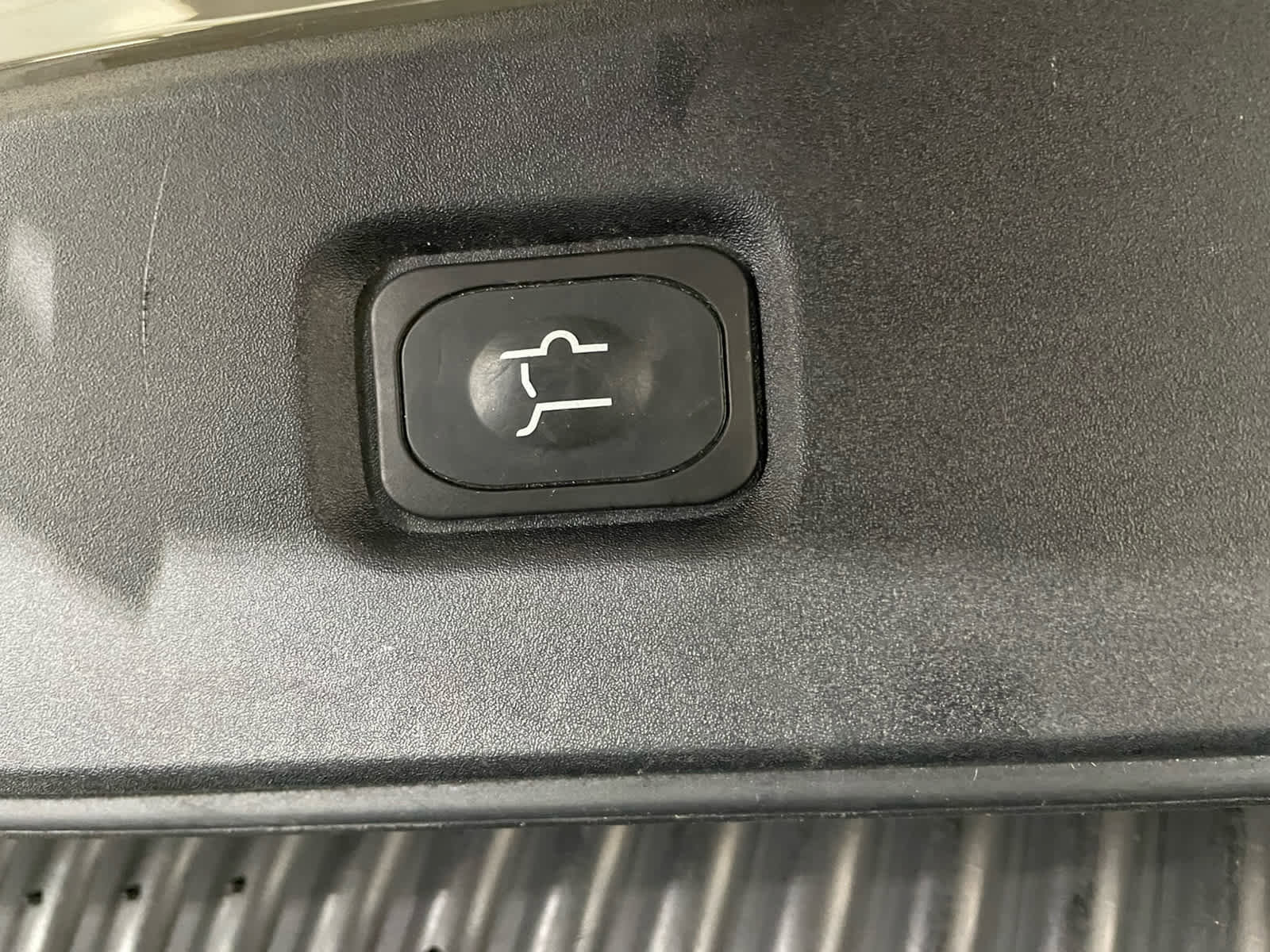 Used 2025 Ford Expedition Tremor AWD/4WD image 38