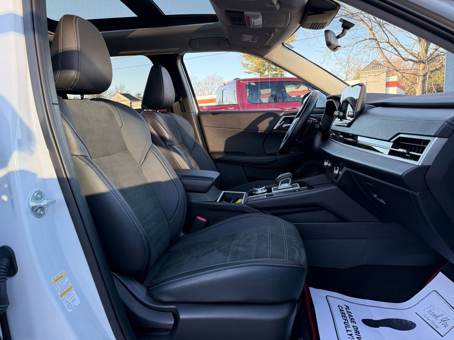 Used 2024 Mitsubishi Outlander SEL image 19