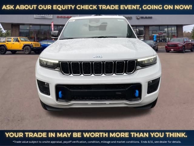 New 2023 Jeep Grand Cherokee Overland AWD/4WD image 2