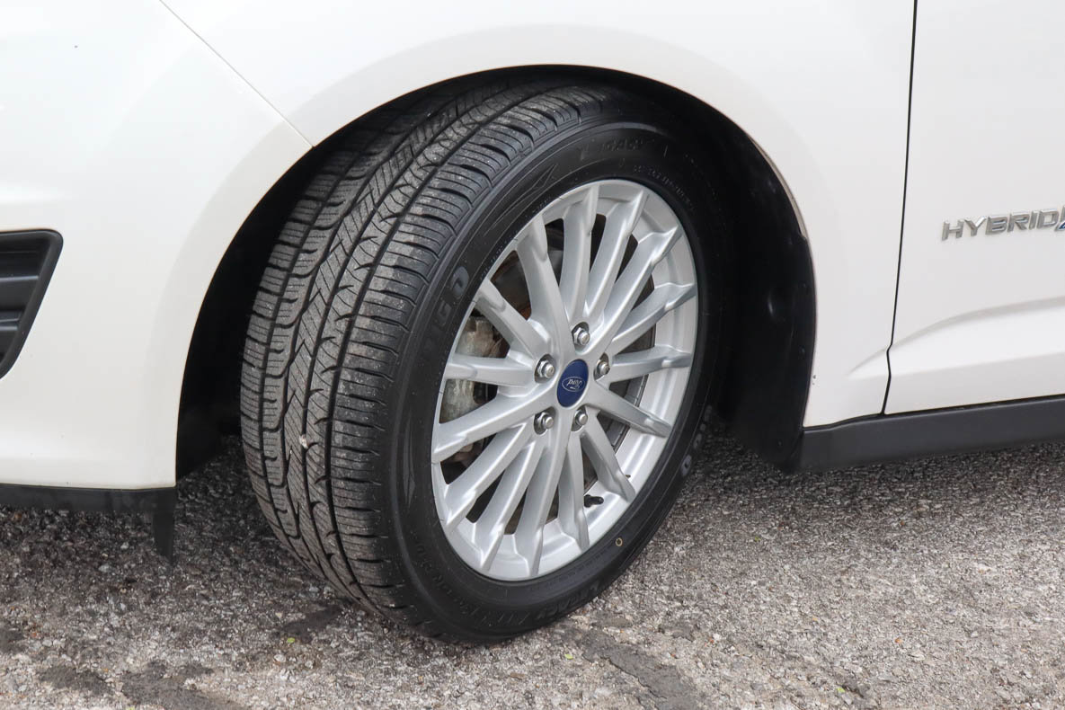 Used 2016 Ford C-MAX SEL w/ Equipment Group 302A image 17