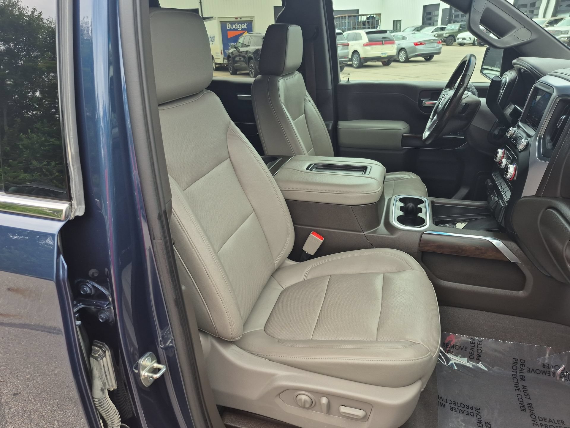 Used 2019 GMC Sierra 1500 SLT w/ SLT Premium Plus Package AWD/4WD image 28
