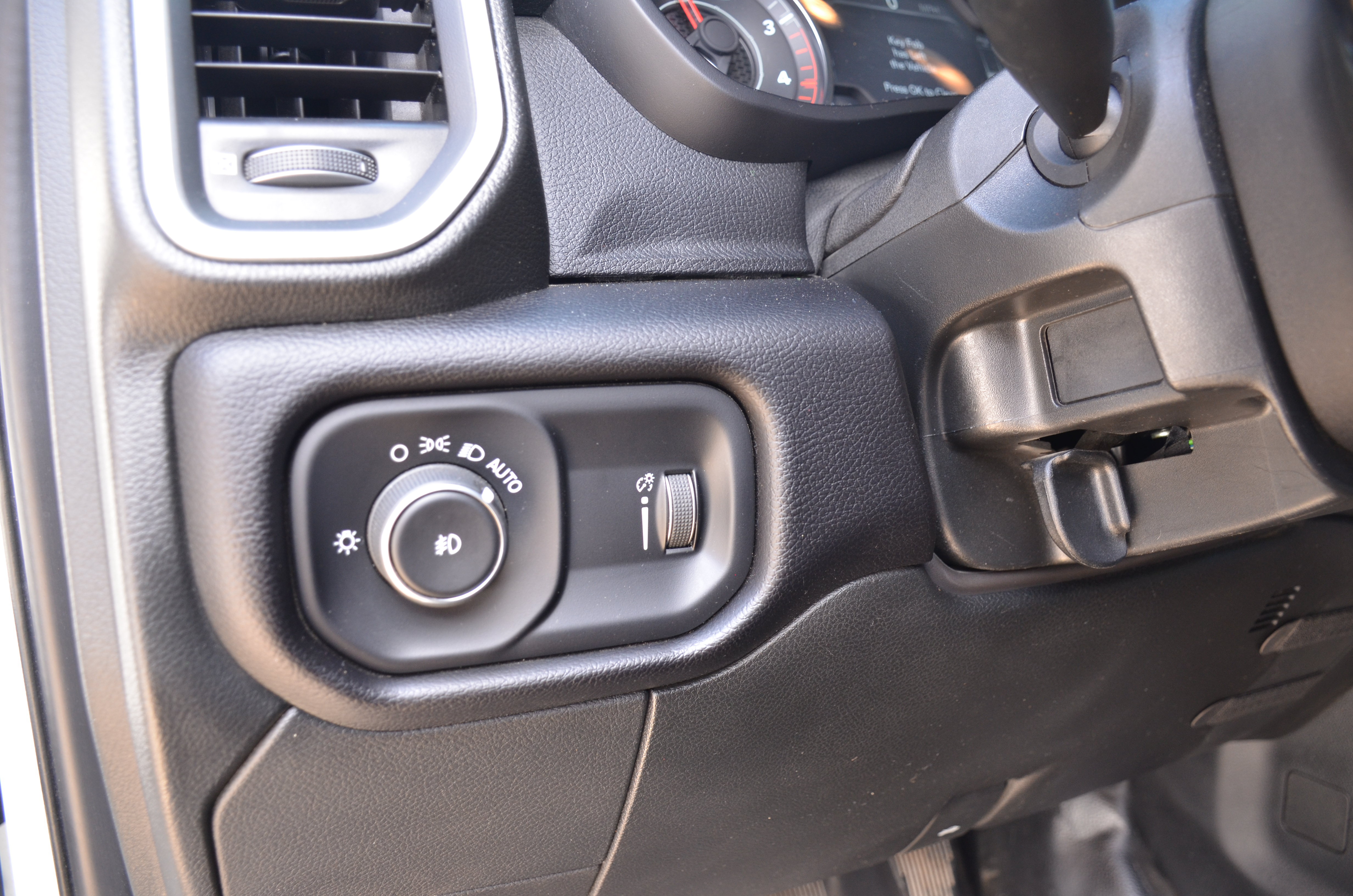 Used 2024 RAM 4500 SLT w/ Quick Order Package 2YG SLT AWD/4WD image 47