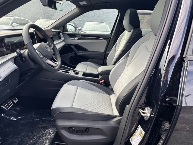 New 2026 Volkswagen Tiguan SE R-Line AWD/4WD image 26