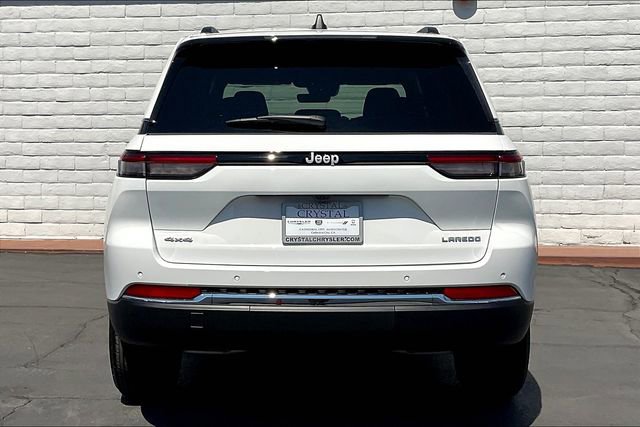 New 2025 Jeep Grand Cherokee Laredo X w/ Luxury Tech Group I image 3