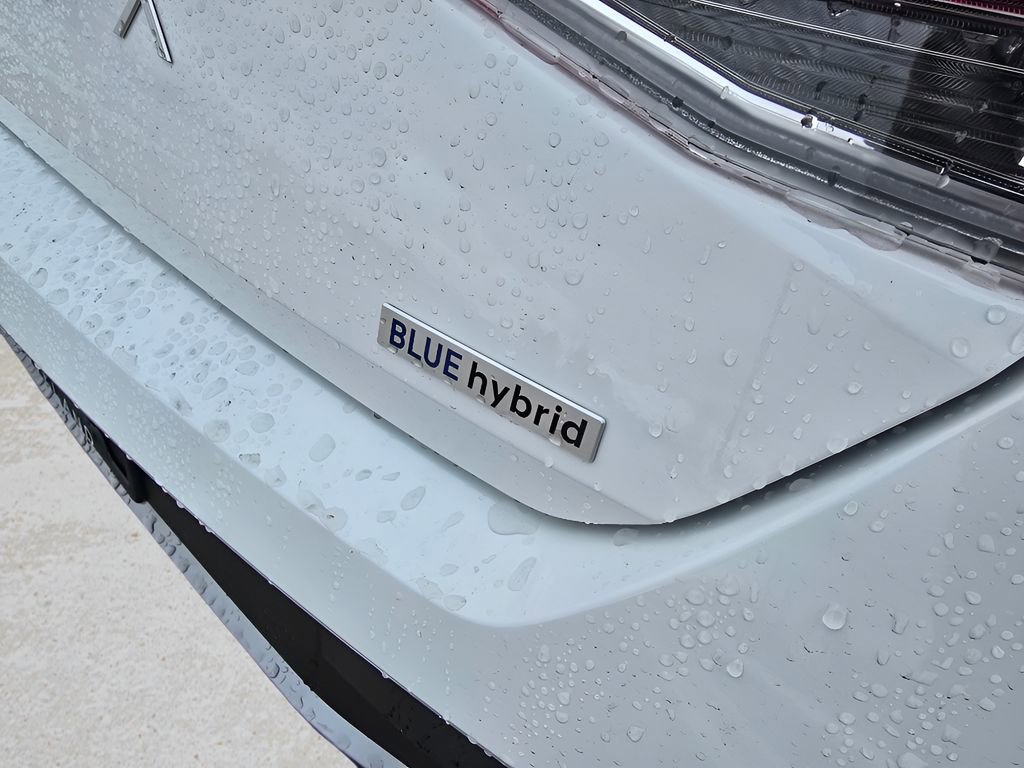 New 2026 Hyundai Elantra Blue image 11