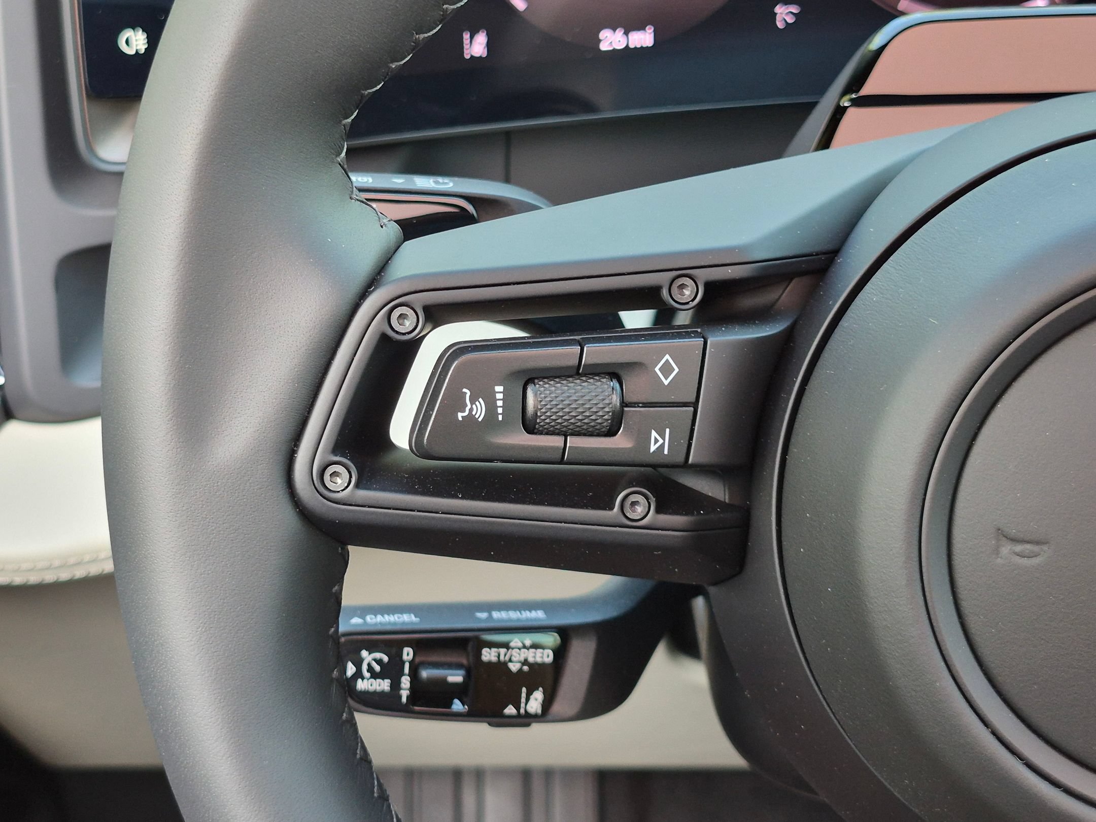 New 2026 Porsche Cayenne Turbo Electric AWD/4WD image 9