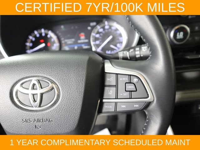 Used 2022 Toyota Highlander XLE AWD/4WD image 49