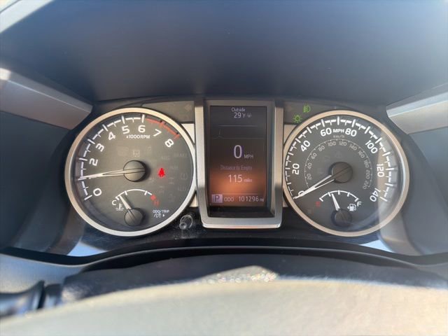 Used 2018 Toyota Tacoma SR5 image 19