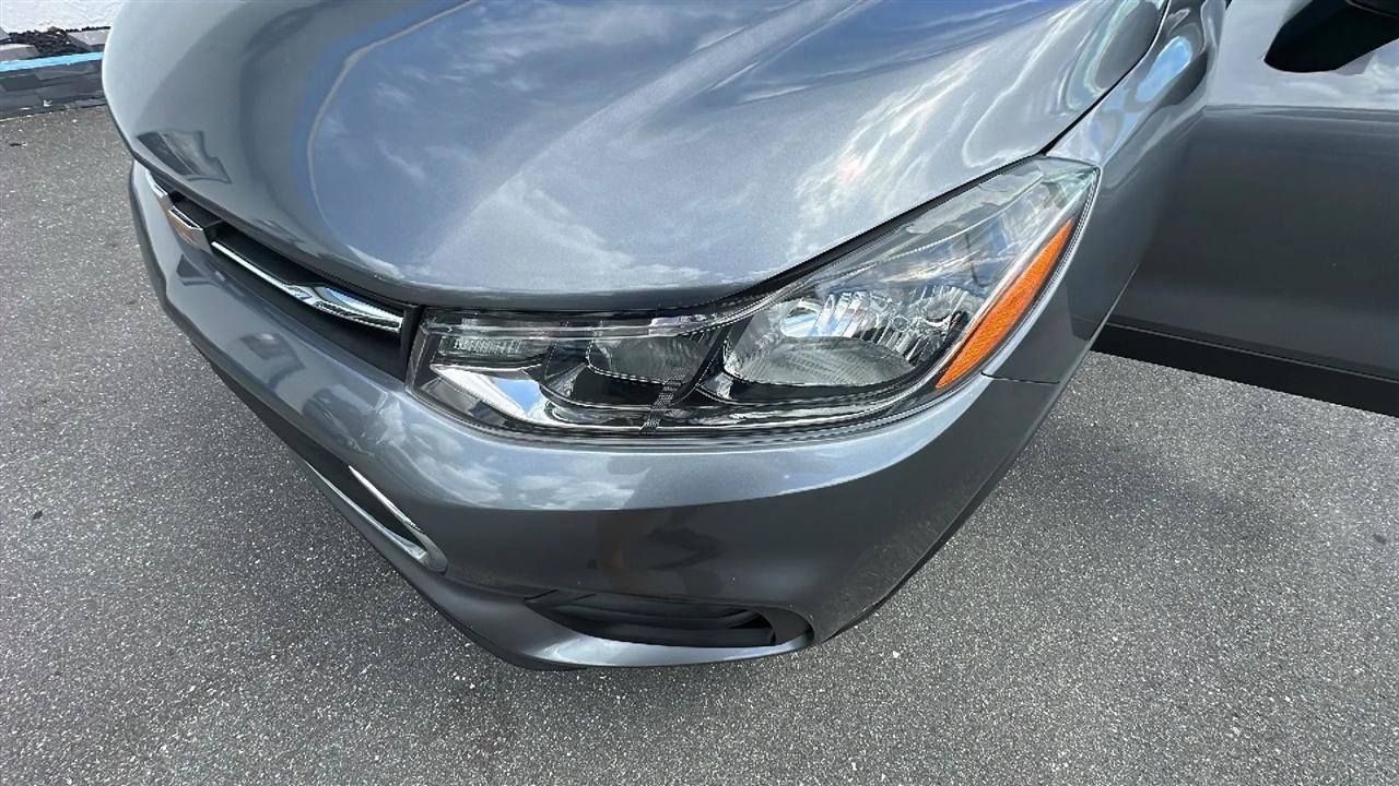 Used 2020 Chevrolet Trax LS FWD image 39